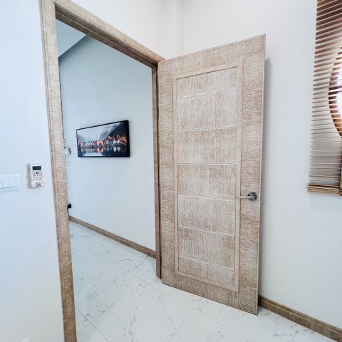  #ประตูลายไม้